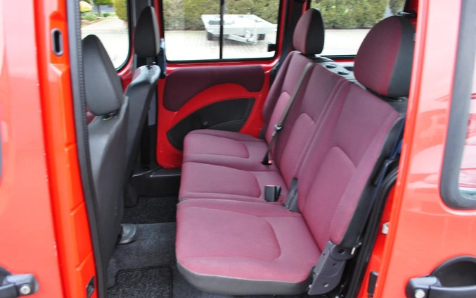 Fiat Doblo cena 8200 przebieg: 180000, rok produkcji 2001 z Opalenica małe 326